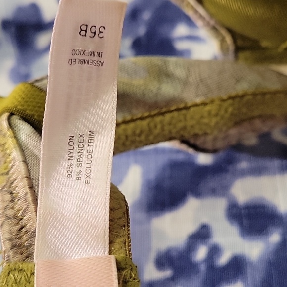 Victoria's Secret 36B Underwire Green Snakeskin Bra - Picture 4 of 6